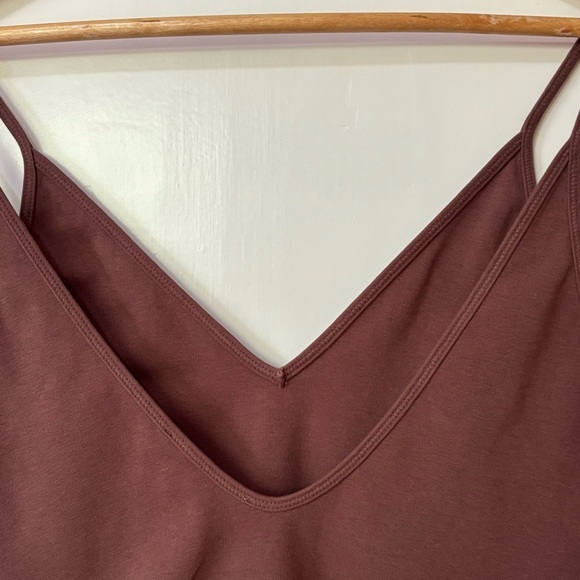 Wilfred| Aritzia| Rich Brown V-Neck Thong Bodysuit Sz M - Picture 4 of 5